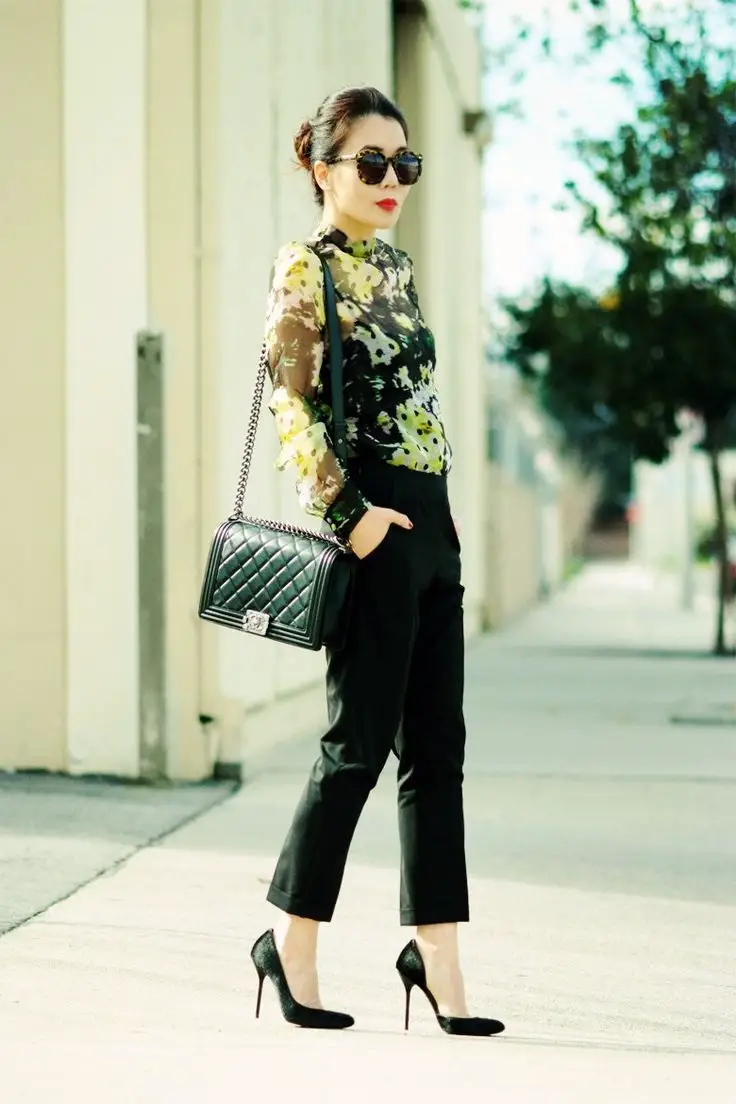 Women Cropped Trousers
