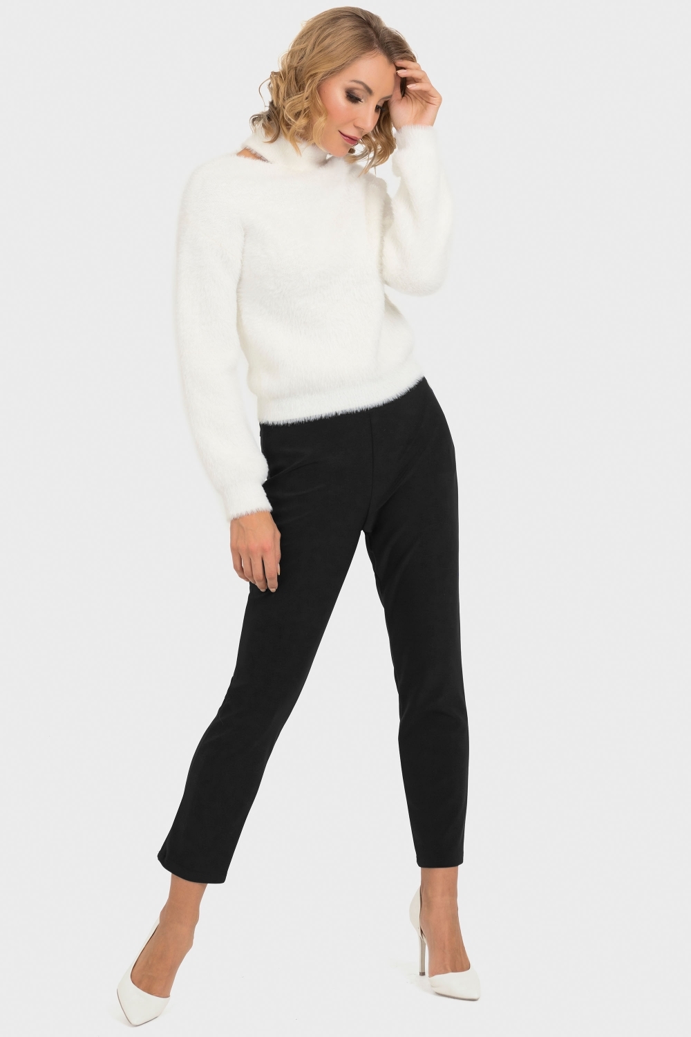 JOSEPH RIBKOFF Diamante Detail Cropped Trousers (Black)