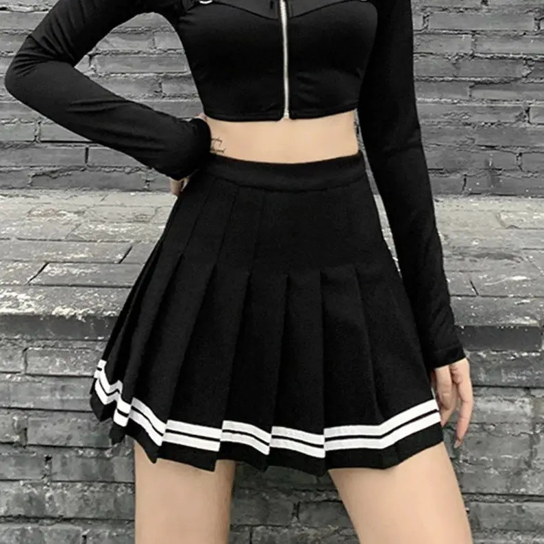  Striped High Waisted Pleated Mini Skirt