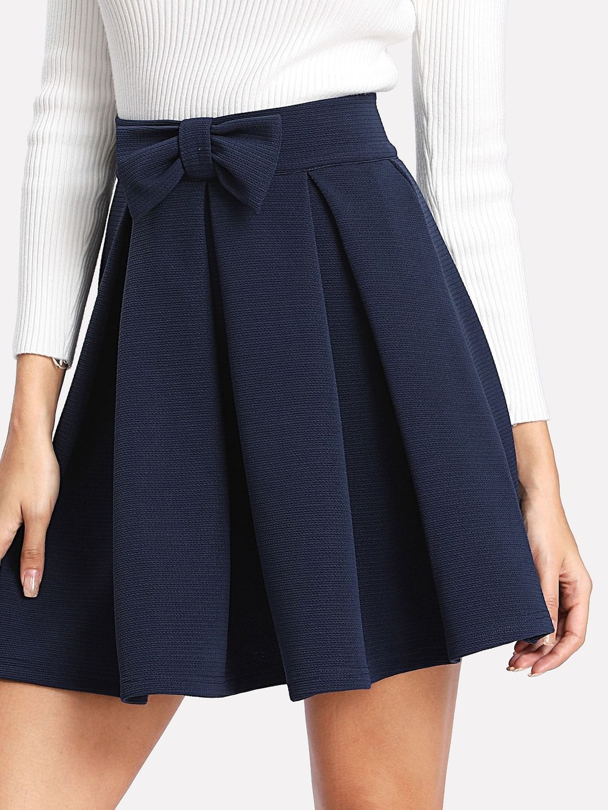 Bow Front Box Pleated Textured Skirt
