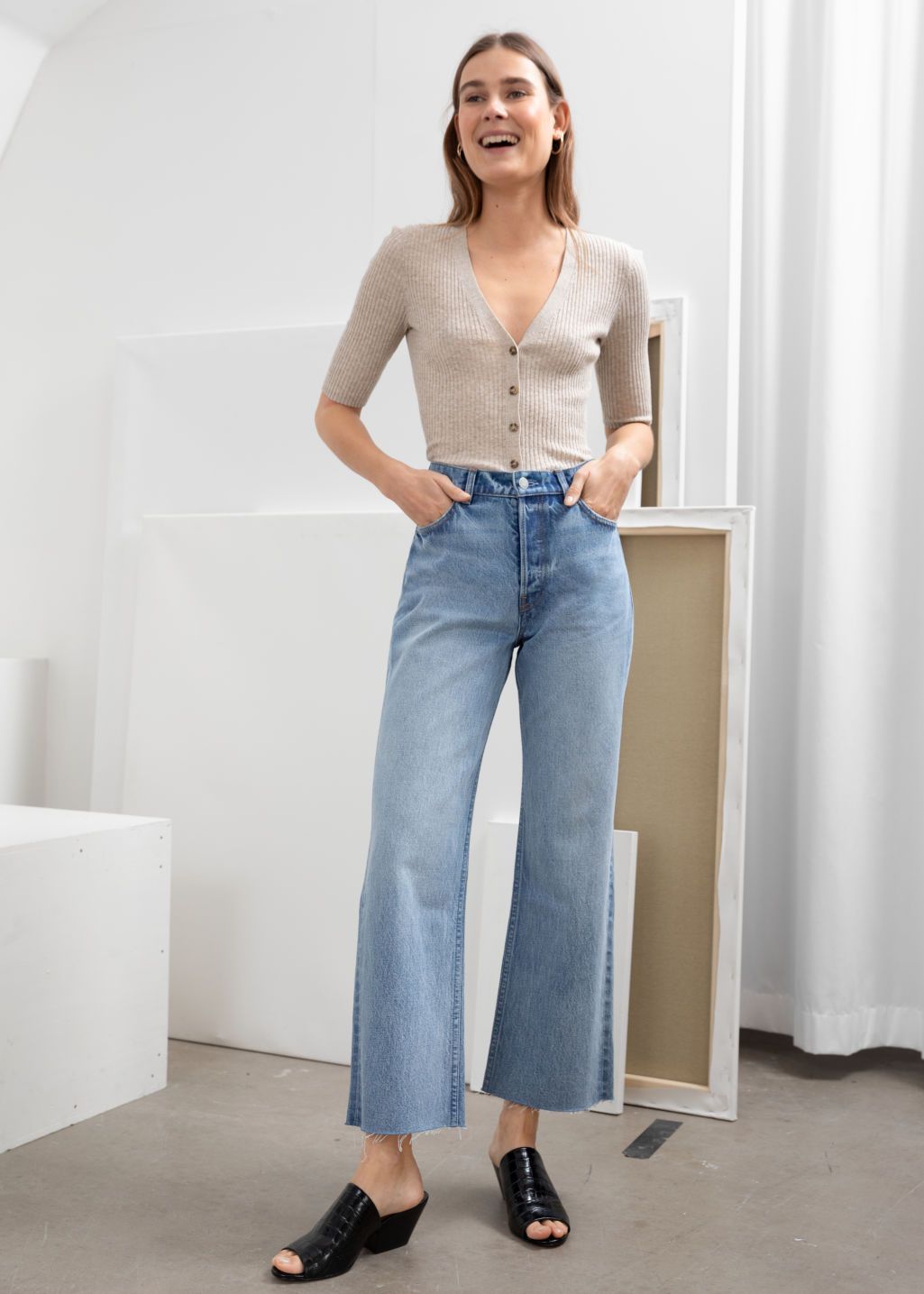 Kick flare jeans outfit