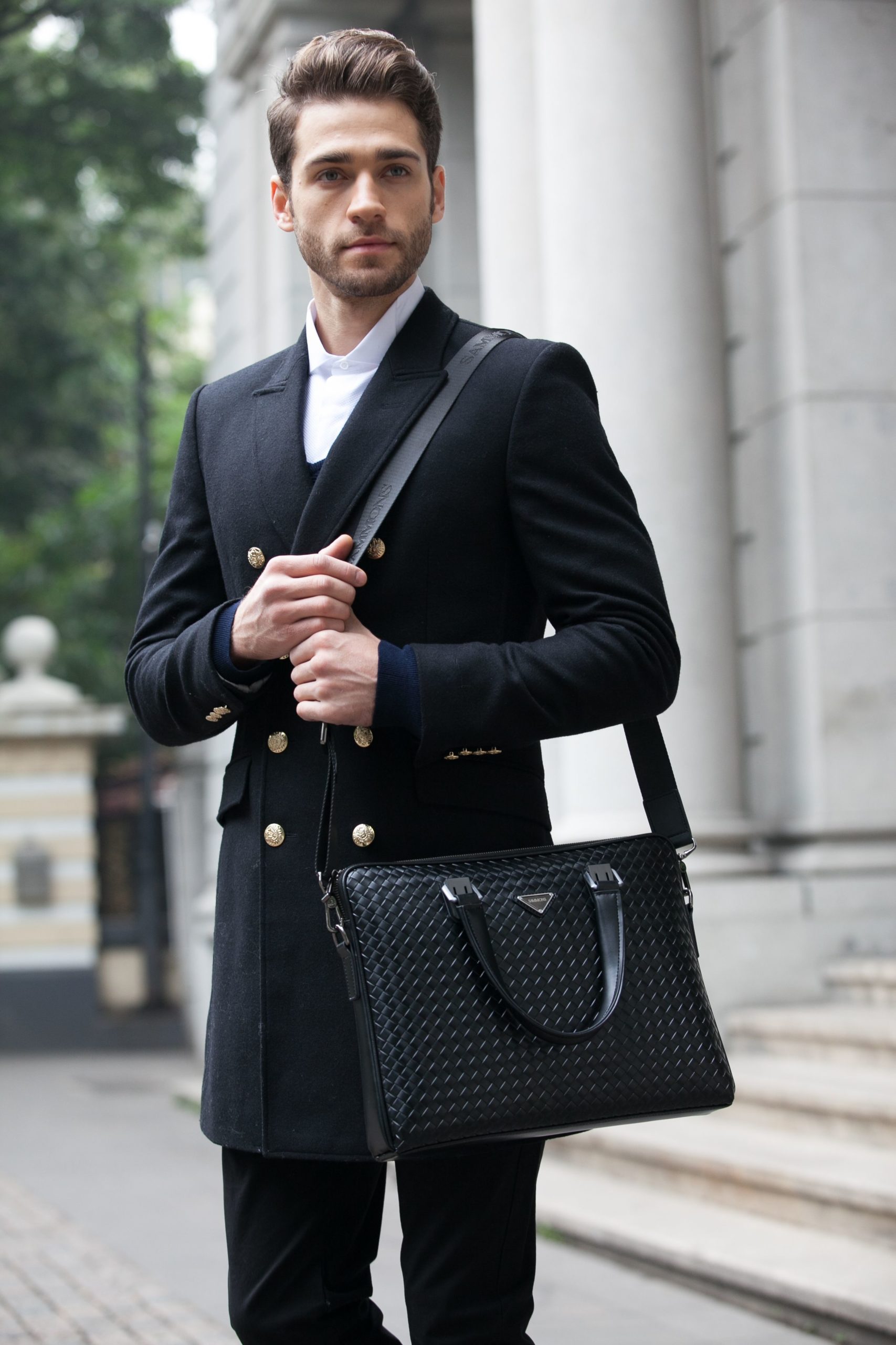 Men's pullover bags