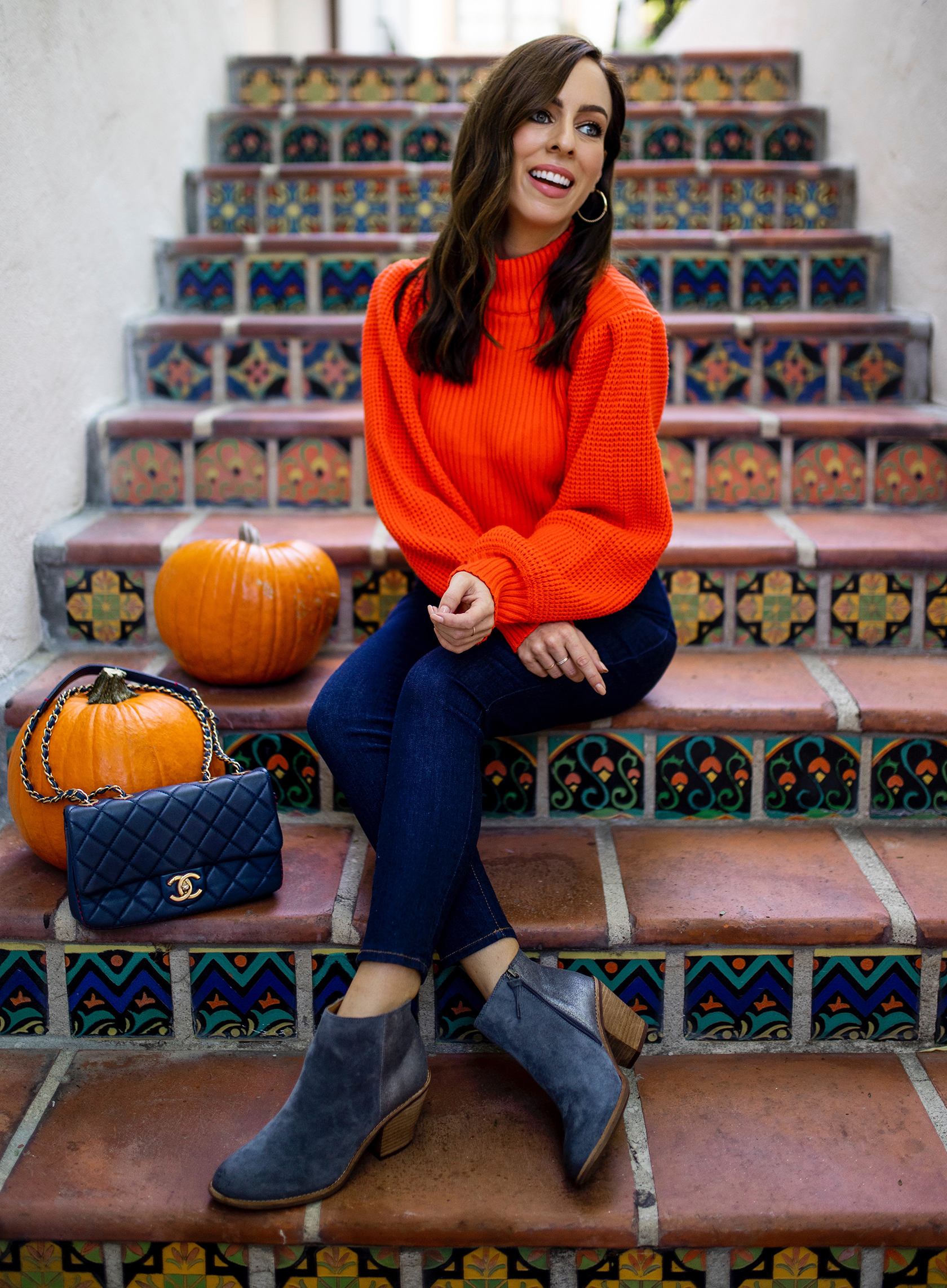 Orange turtleneck Sweatshirt