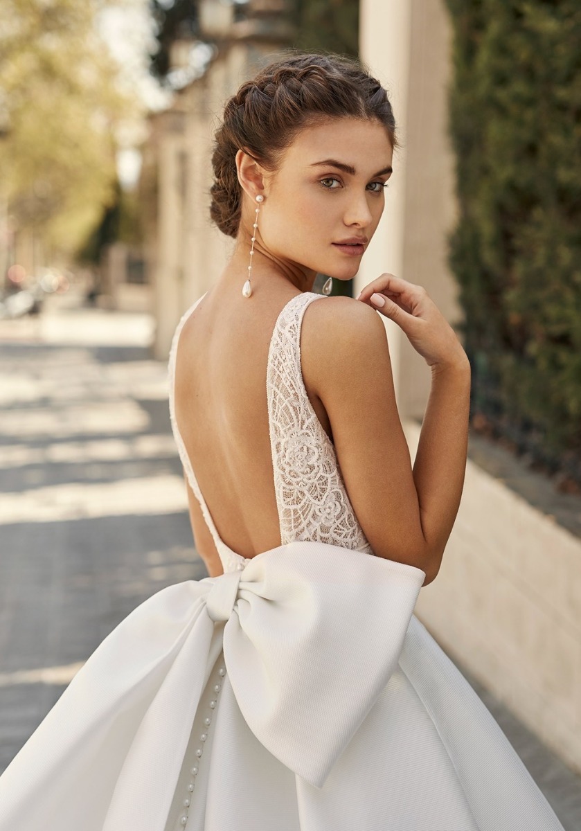 bow back dress