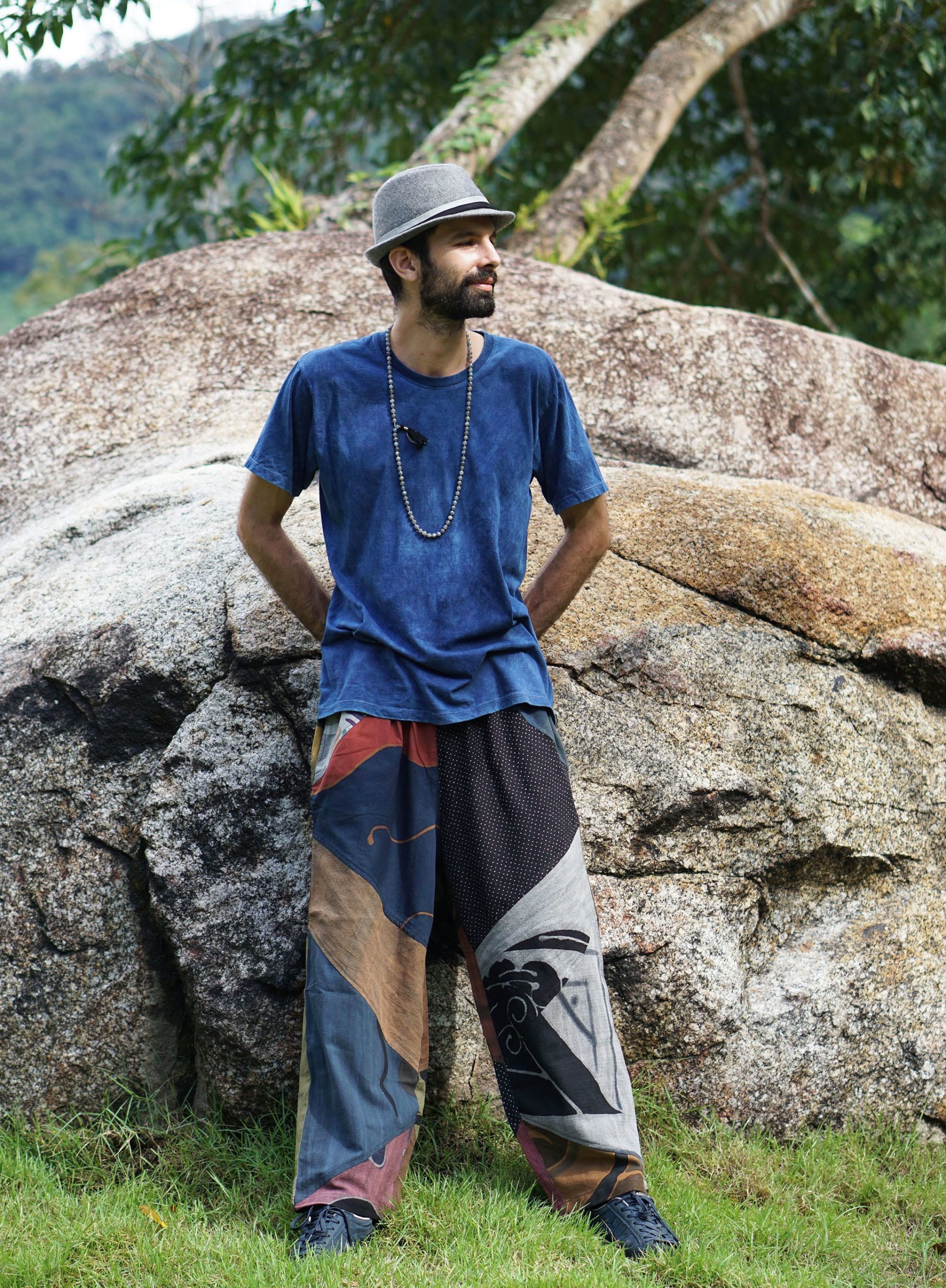 baggy pants