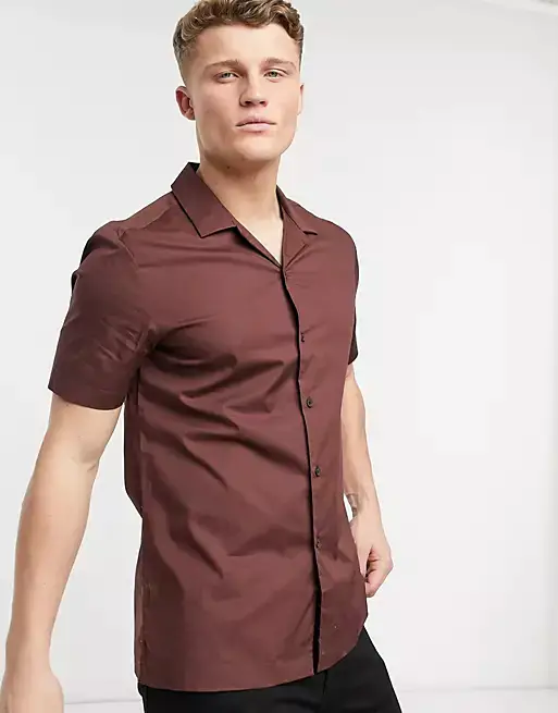 ASOS DESIGN regular short sleeve shirt with revere collar in deep brown