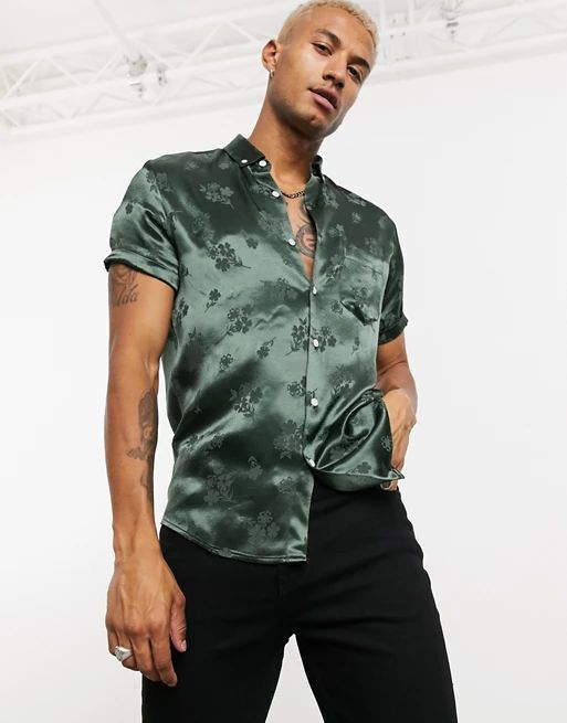 satin muscle shirt in green satin