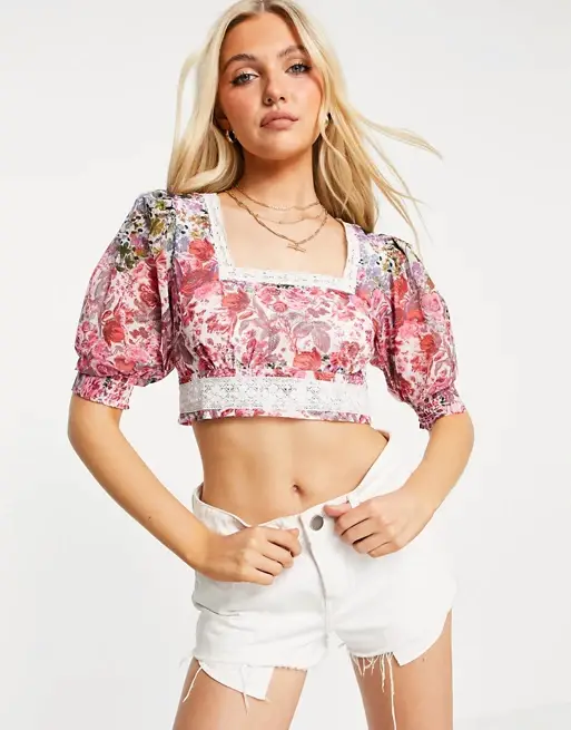 Hope & Ivy square neck puff sleeve crop top co-ord with lace trim in printed floral