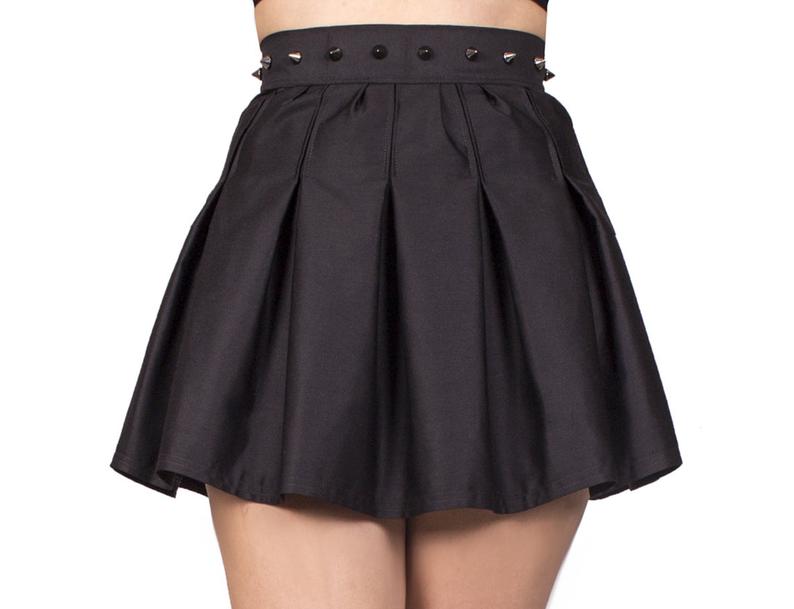 black skater skirt