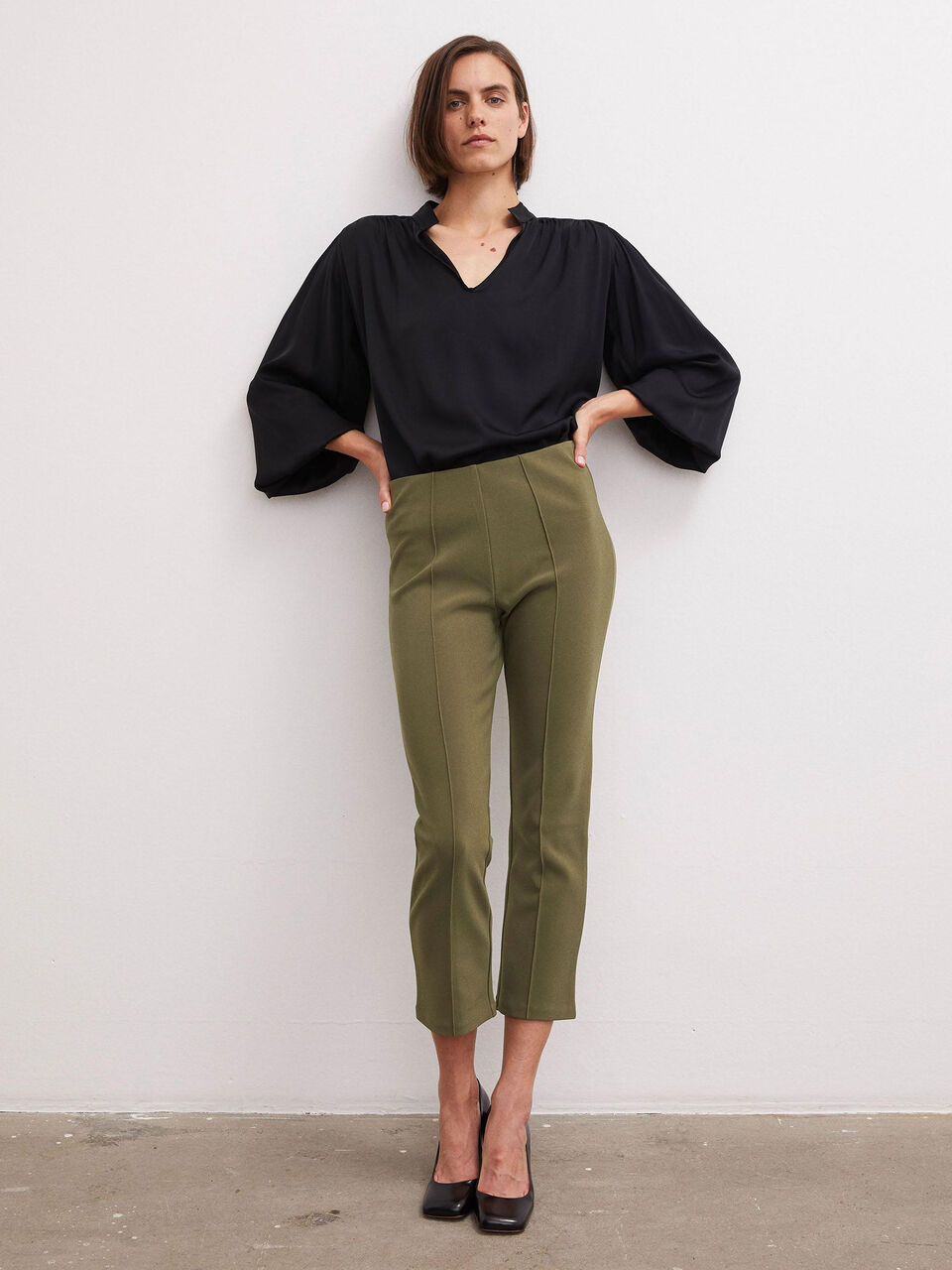 Cropped Trousers