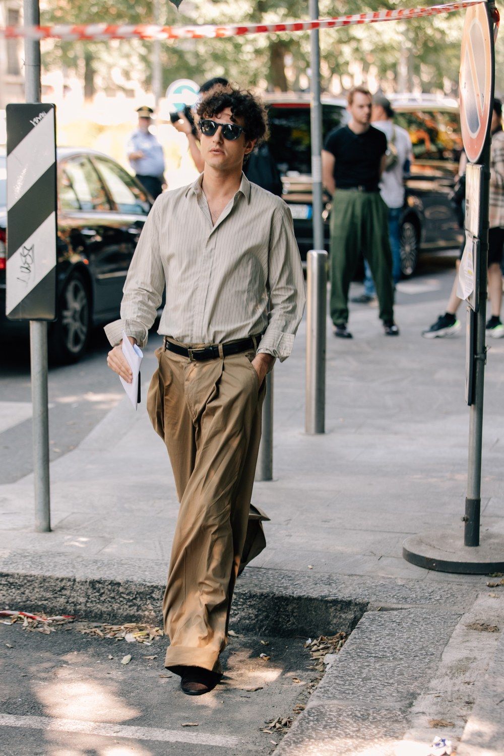 pants baggy at bottom